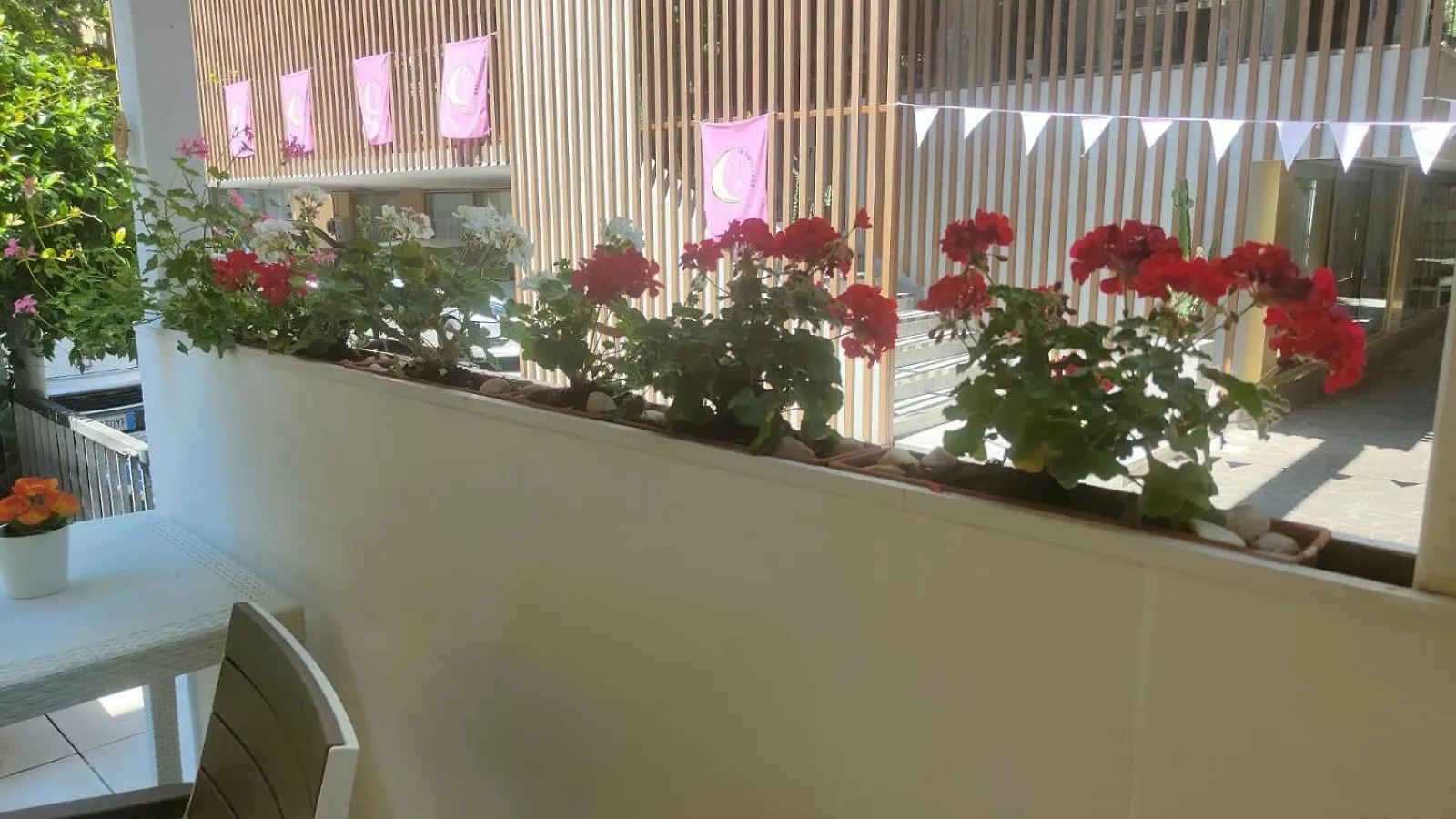 Hotel Eriale Rimini 2*,  Italy